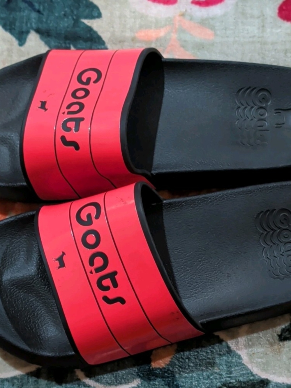 Goats Women's Slide Sandals Black/Red Logo Slip On Lightweight US Size 8 Shoes